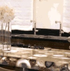 Meet your Posher, Peters